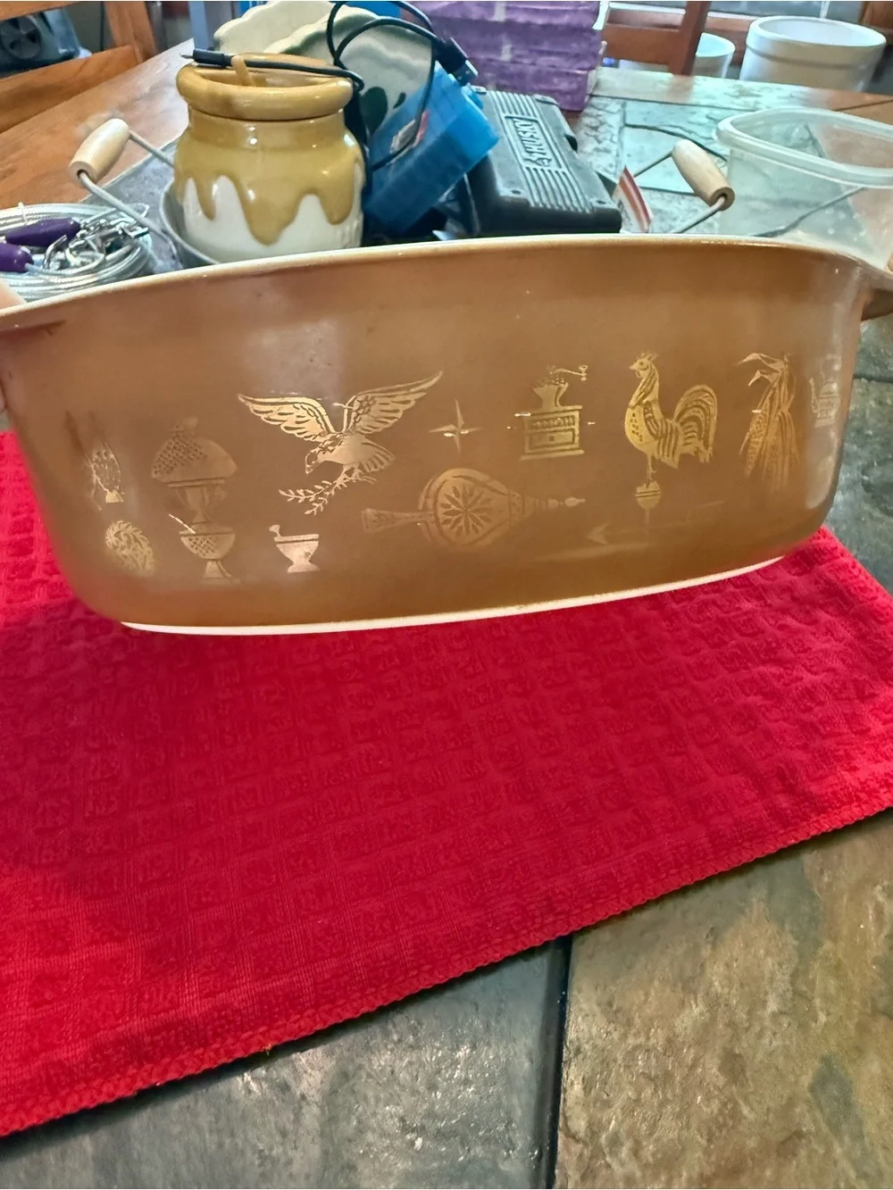 Pyrex Golden Harvest Yellow Casserole with Clear Lid 2 1/2 Quart